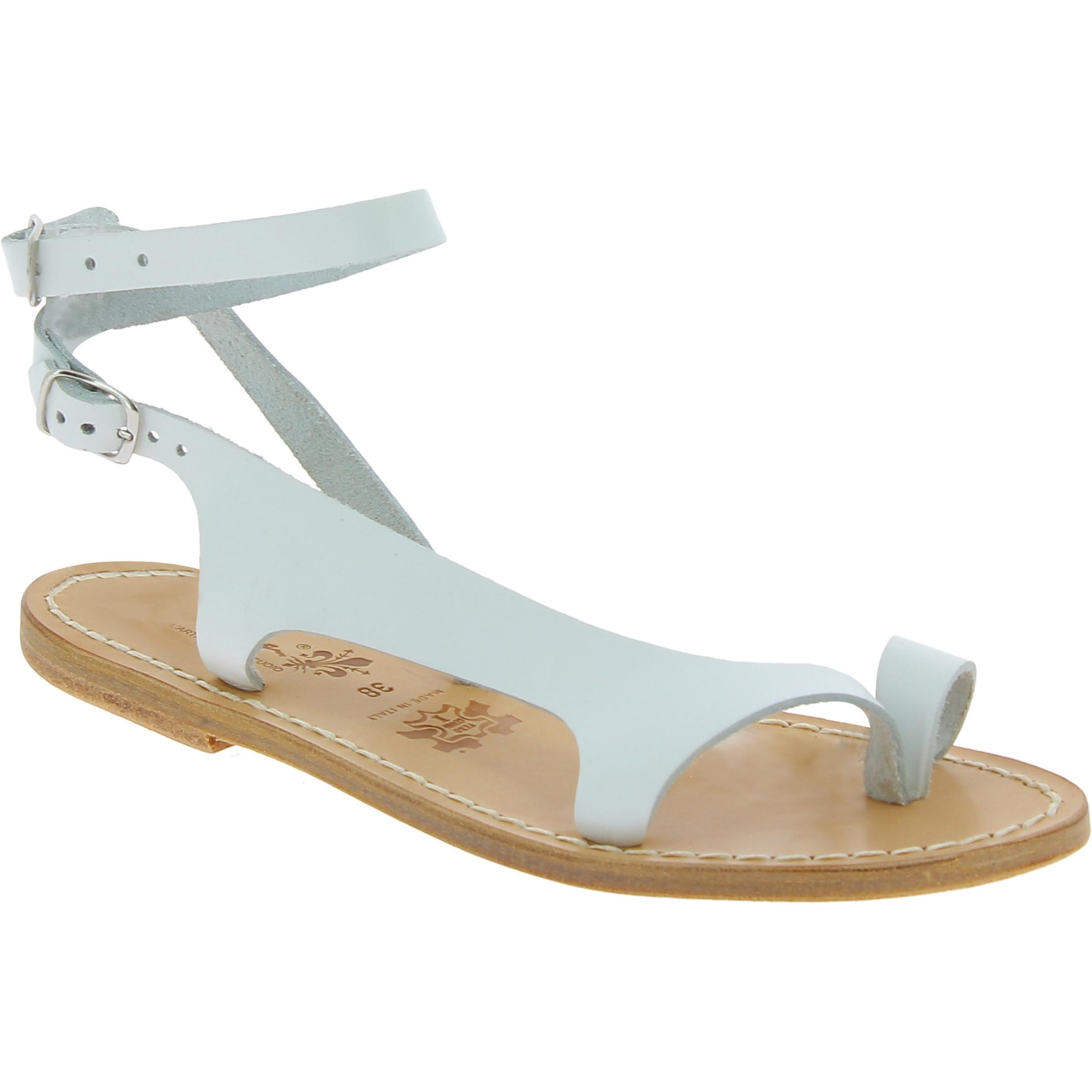 Sandales artisanales en cuir blanc pour femme